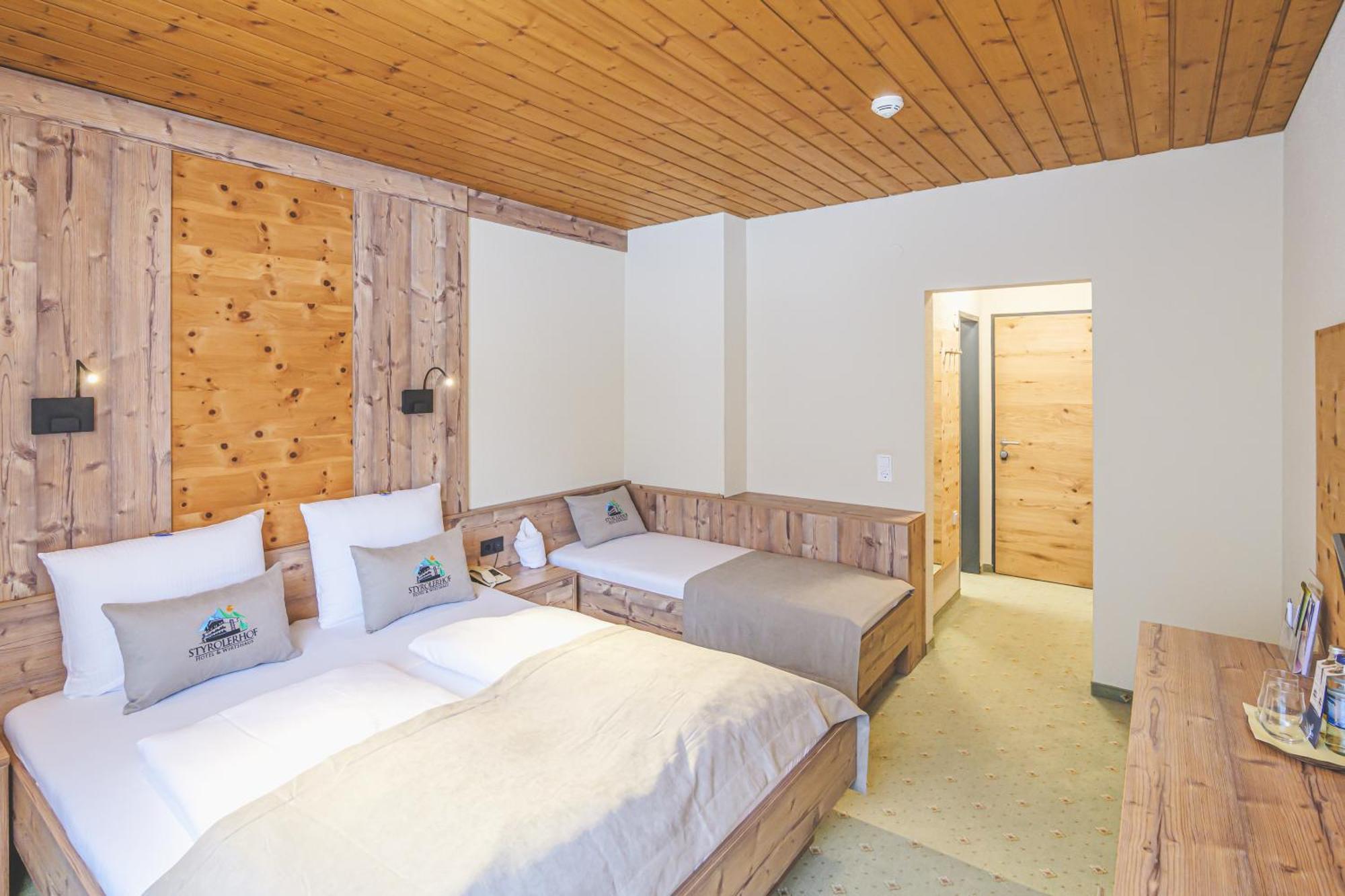 Hotel Styrolerhof 3*